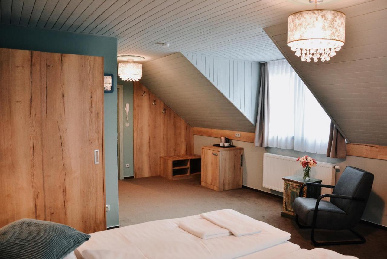 Hotel U Hradu มลาดาโบเลสลัฟ ภายนอก รูปภาพ